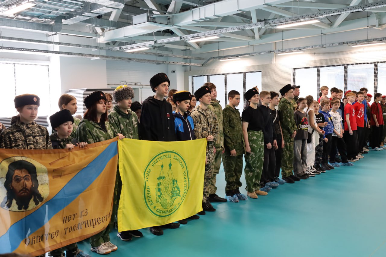 В Биробиджане прошли соревнования по спортивному метанию ножа