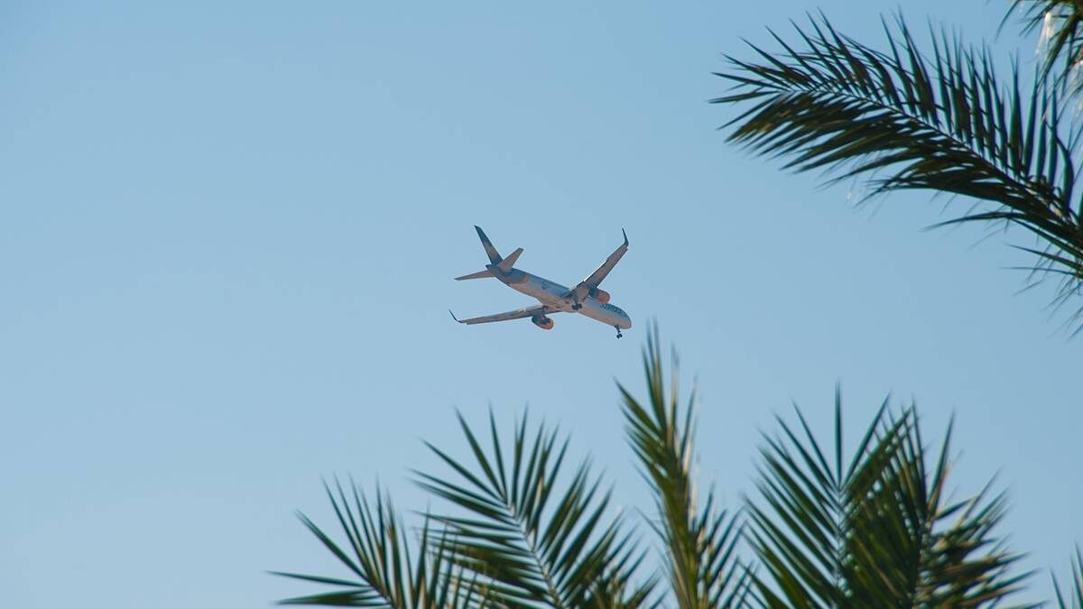 Как Россия организует эвакуацию граждан с Ближнего Востока