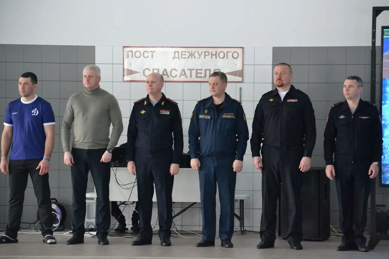 Команда полиции ЕАО стала лучшей на турнире по плаванию в Облучье Команда полиции ЕАО стала лучшей на турнире по плаванию в Облучье