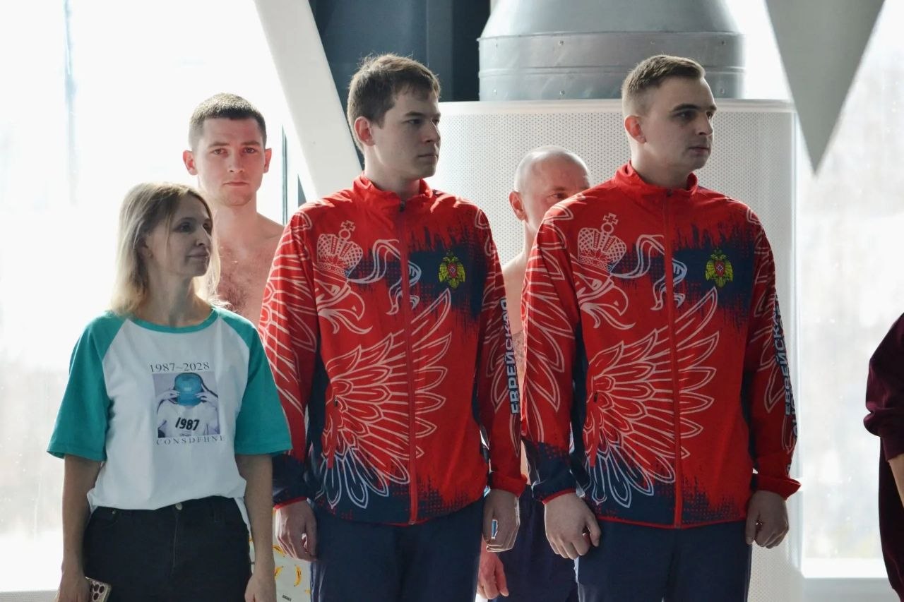 Команда полиции ЕАО стала лучшей на турнире по плаванию в Облучье Команда полиции ЕАО стала лучшей на турнире по плаванию в Облучье