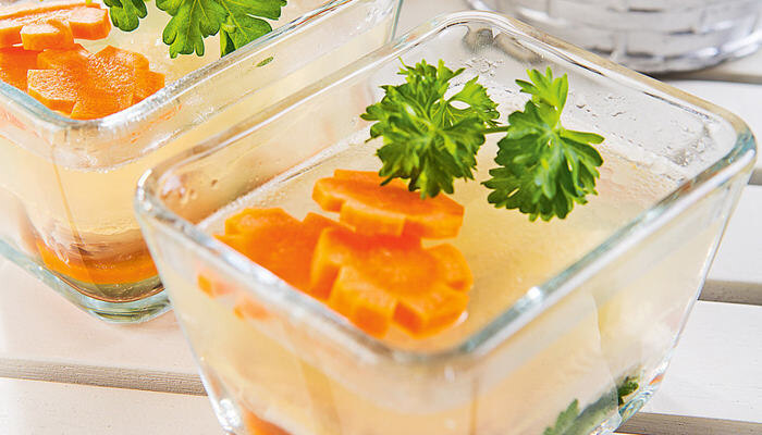 Заливное из курицы с желатином: 8 оригинальных рецептов для вашего стола