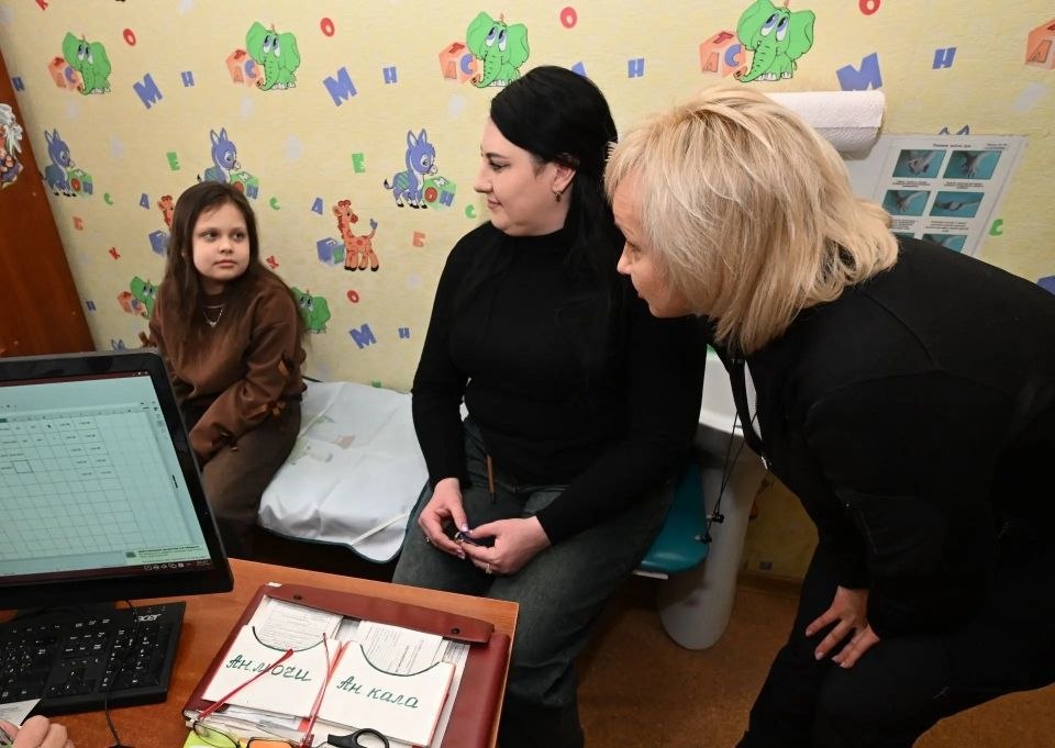 Мария Костюк: На этой неделе в Амвросиевской центральной районной больнице ДНР вновь работал десант врачей из ЕАО Мария Костюк: На этой неделе в Амвросиевской центральной районной больнице ДНР вновь работал десант врачей из ЕАО