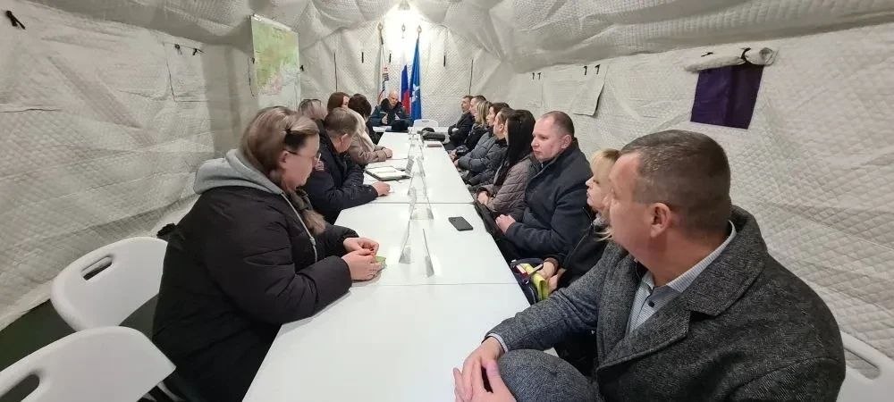 В Биробиджане прошёл смотр сил и средств областной подсистемы РСЧС В Биробиджане прошёл смотр сил и средств областной подсистемы РСЧС