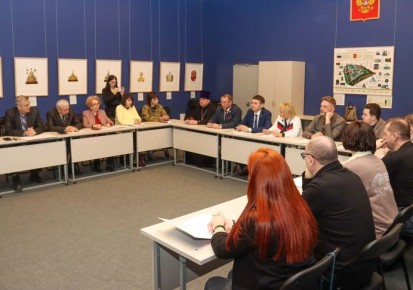 Мария Костюк: Вместе с экспертами подкомиссии Госсовета РФ по сохранению исторической памяти посетили музеи Луганской Народной Республики и побывали на мемориалах, воздвигнутых в память о защитниках этой земли