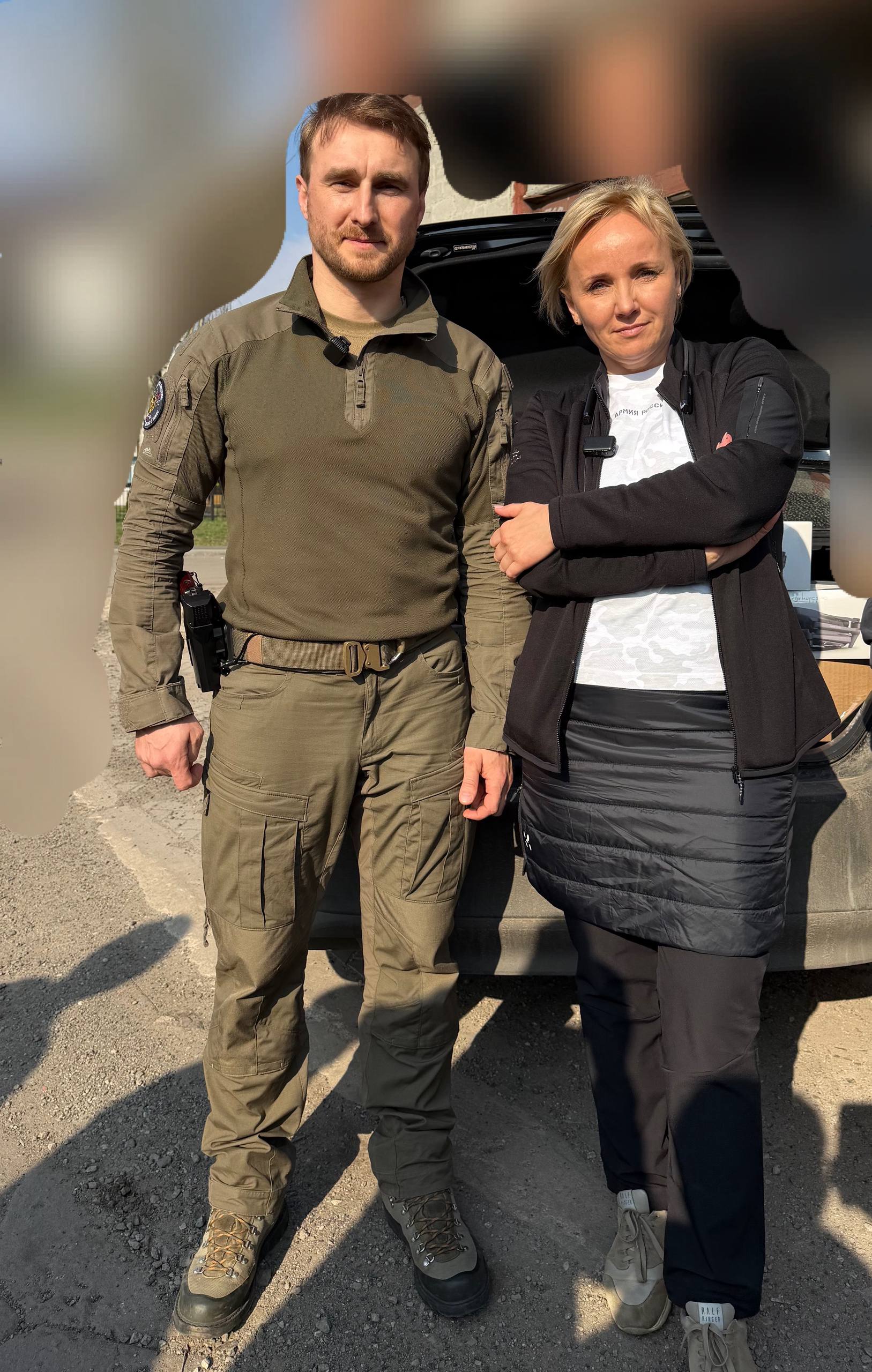 Губернатор Еврейской автономной области Мария Фёдоровна Костюк в рамках рабочей поездки на новые территории нашла время заехать к нам в добровольческий Дальневосточный отряд Барс-8 (Хабаровск) - и лично передать нужные для...