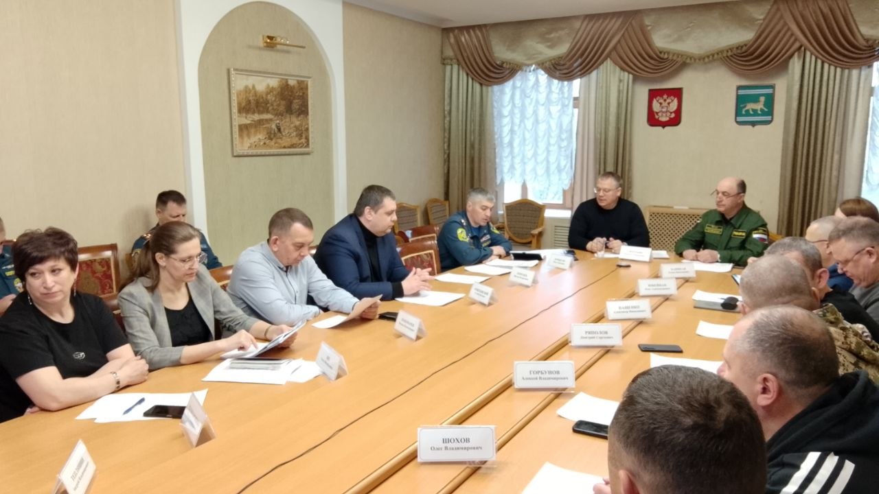 Усиленные группы огнеборцев ведут постоянную работу по ликвидации возгораний в ЕАО Усиленные группы огнеборцев ведут постоянную работу по ликвидации возгораний в ЕАО