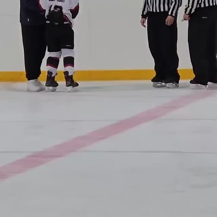 Команда «Армата» привезла первое место с турнира по хоккею