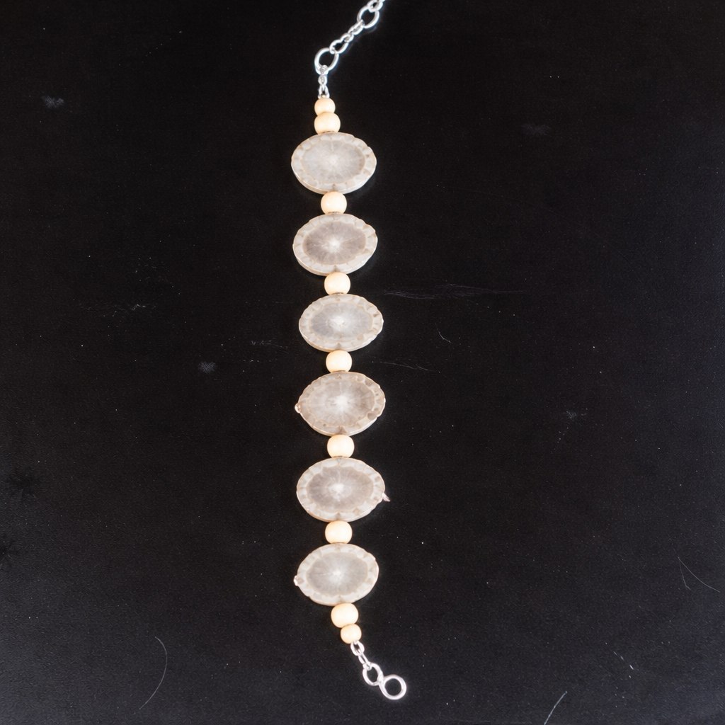 Создай украшение из кости по древним эвенкийским мотивам: мастер-класс на III Этнофесте «Бирария» Создай украшение из кости по древним эвенкийским мотивам: мастер-класс на III Этнофесте «Бирария»