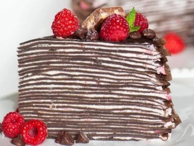 Нежный блинный торт с творожным кремом: идеальное лакомство для Масленицы