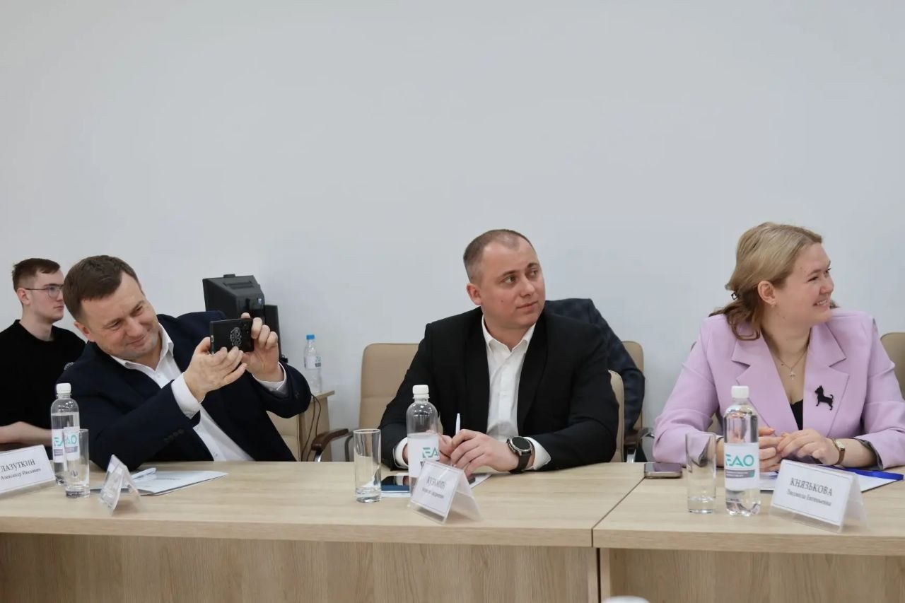 Мария Костюк: Накануне Дня космонавтики открыли съезд молодежных правительств Дальневосточного Федерального округа Мария Костюк: Накануне Дня космонавтики открыли съезд молодежных правительств Дальневосточного Федерального округа