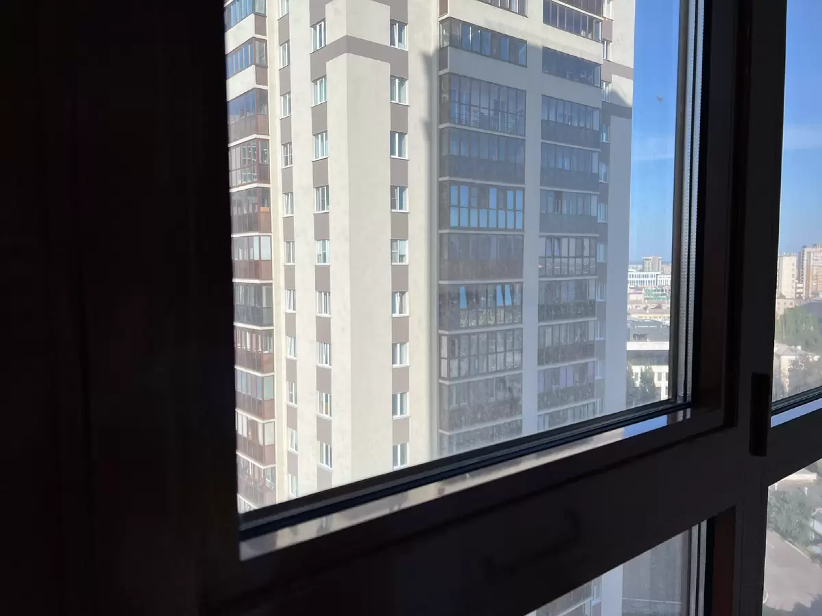 Весенний уход за окнами: как вернуть яркость и чистоту вашему дому