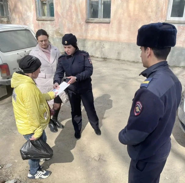 Мероприятия по профилактике пожаров проводят полицейские и общественники в Облученском районе ЕАО Мероприятия по профилактике пожаров проводят полицейские и общественники в Облученском районе ЕАО