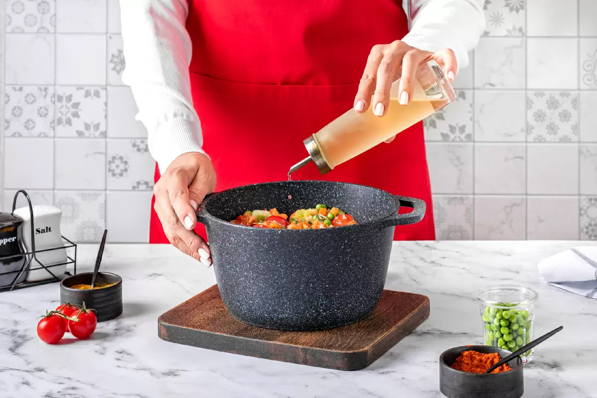Посуду с антипригарным покрытием: ваши новые кухонные помощники