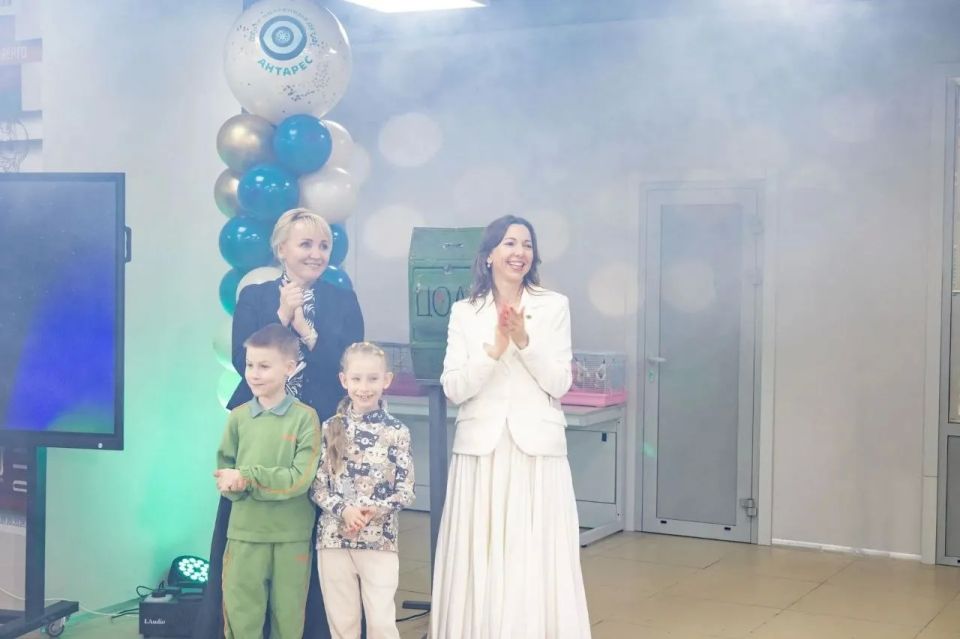 ����-�������� ������ ��������� ����� �������� ������� � �����������