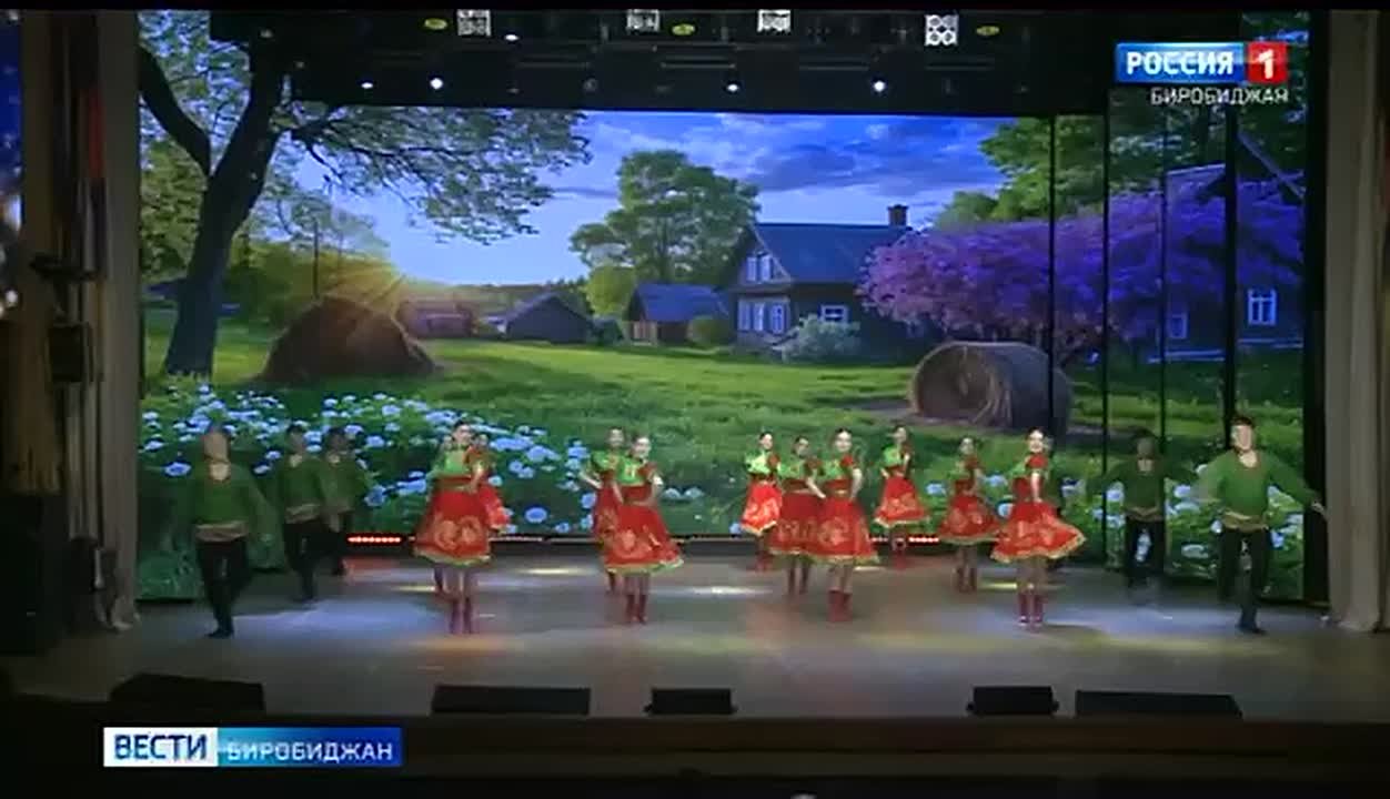 Отчетный концерт ансамбля танца «Овация» состоялся в Биробиджане