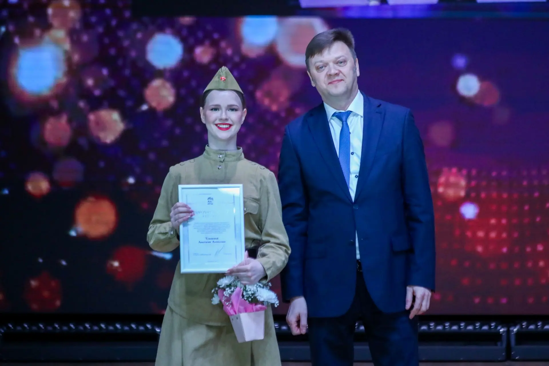 Танцевальный коллектив «Овация» – 25 лет на сцене! Танцевальный коллектив «Овация» – 25 лет на сцене!