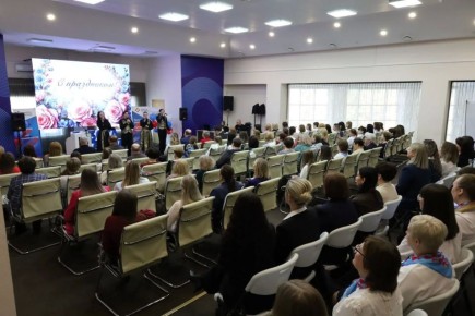 � ����������� �������� 35-����� ������ ��������� ������