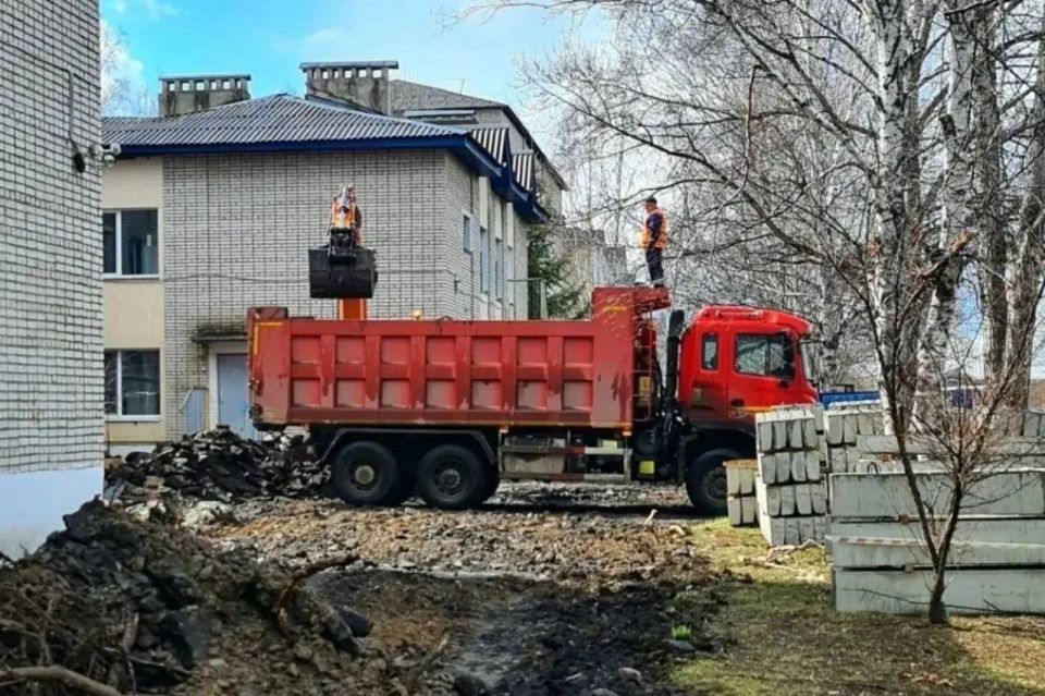 Начался ремонт территорий детских садов в Биробиджане