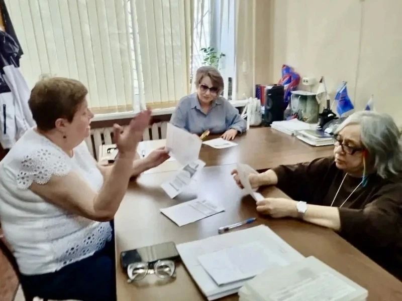 Общественники провели профилактические беседы по предупреждению IT-преступлений среди людей с ограниченными возможностями здоровья Общественники провели профилактические беседы по предупреждению IT-преступлений среди людей с ограниченными возможностями здоровья