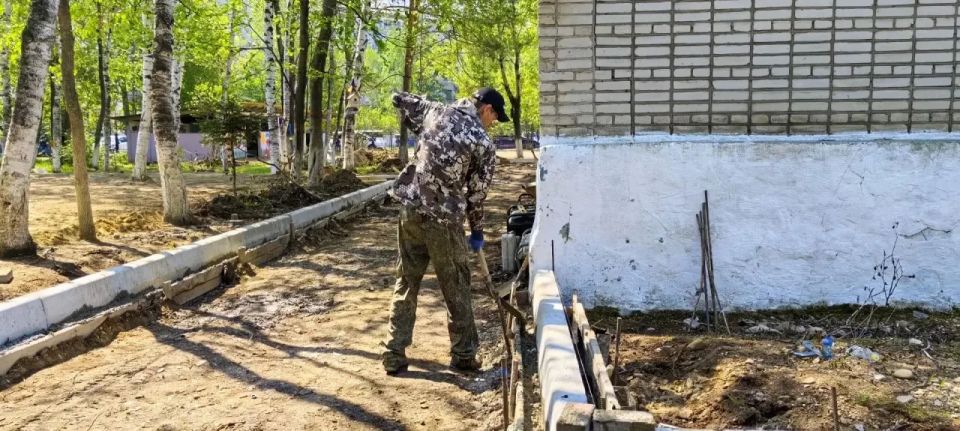 Территории 6 детских садов обновляют в Биробиджане Территории 6 детских садов обновляют в Биробиджане