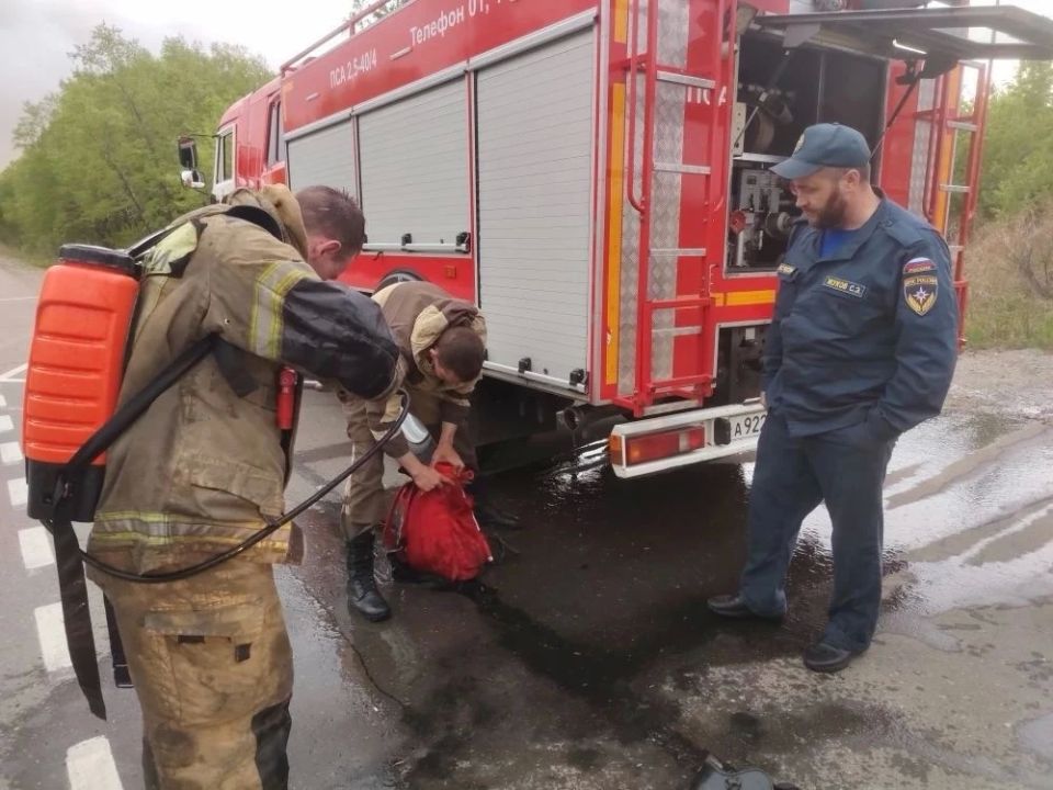 На полигоне ТБО в Биробиджане ликвидируют возгорание На полигоне ТБО в Биробиджане ликвидируют возгорание