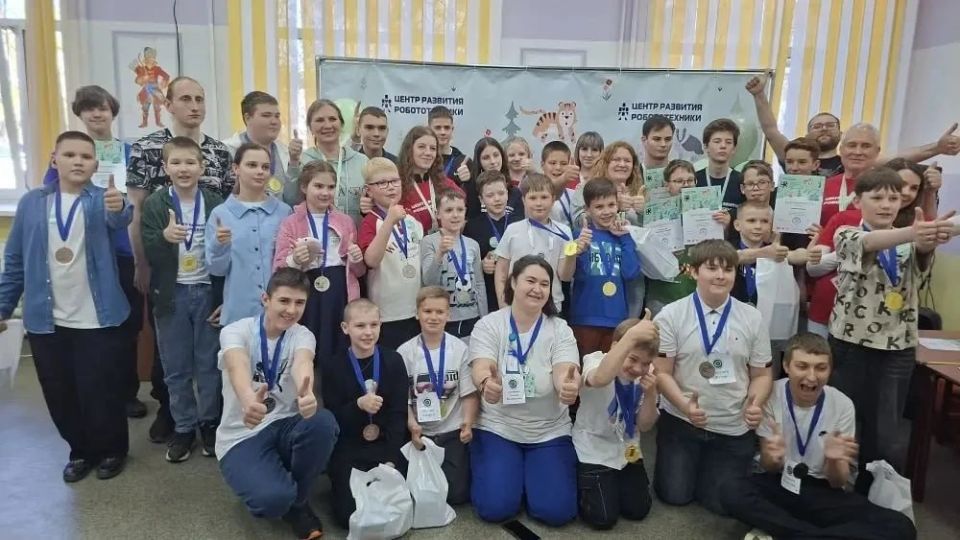 Центр развития робототехники в четвертый раз провел региональный этап Российской робототехнической олимпиады «РРО - Биробиджан 2026» Центр развития робототехники в четвертый раз провел региональный этап Российской робототехнической олимпиады «РРО - Биробиджан 2026»