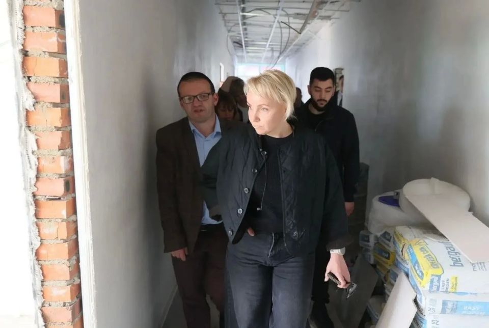Ремонтируют две школы в ЕАО Ремонтируют две школы в ЕАО