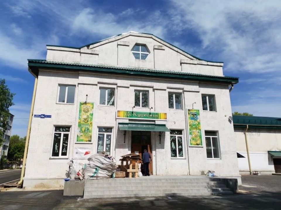 Готовят к открытию театр кукол "Кудесник" в Биробиджане