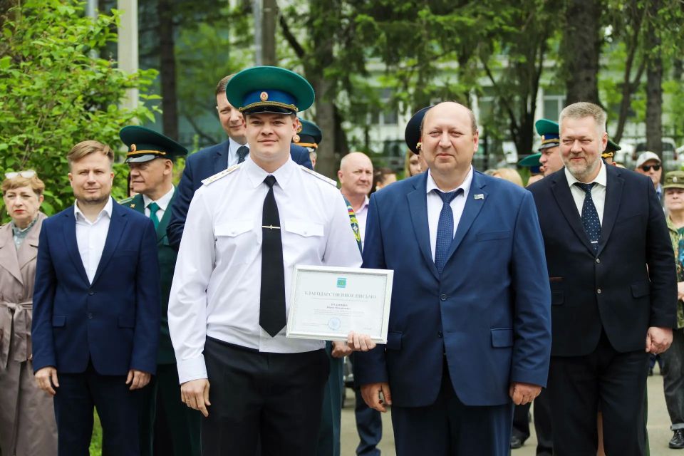 В ЕАО чествовали пограничников В ЕАО чествовали пограничников