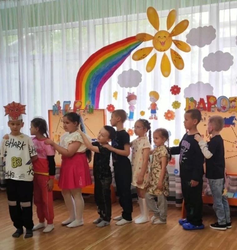 C Международным Днём защиты детей поздравили подопечных в Доме социального обслуживания семьи и детей C Международным Днём защиты детей поздравили подопечных в Доме социального обслуживания семьи и детей