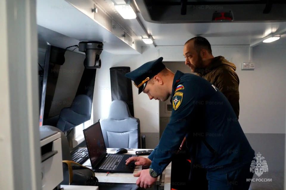 Авария на старом мосту: масштабные учения прошли в Биробиджане Авария на старом мосту: масштабные учения прошли в Биробиджане