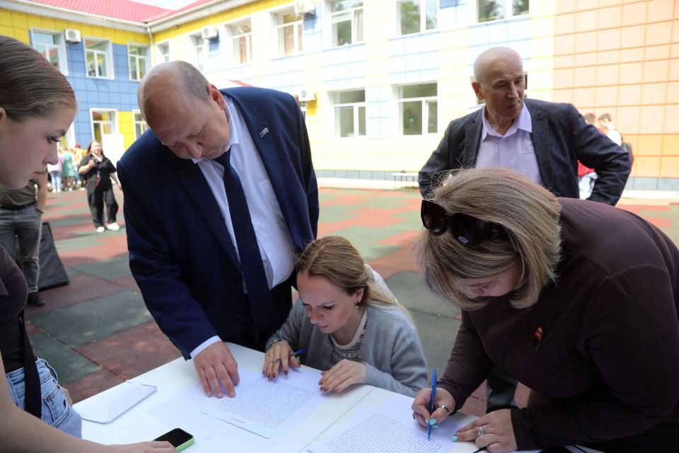 В ЕАО необычно прошел День избирательных комиссий В ЕАО необычно прошел День избирательных комиссий