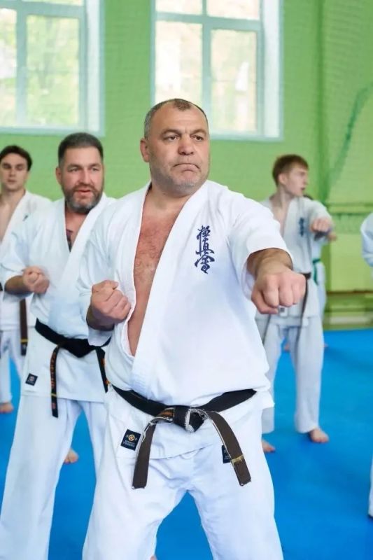Летняя школа ВРМОКК в Хабаровске — наши вернулись с новыми поясами! Летняя школа ВРМОКК в Хабаровске — наши вернулись с новыми поясами!