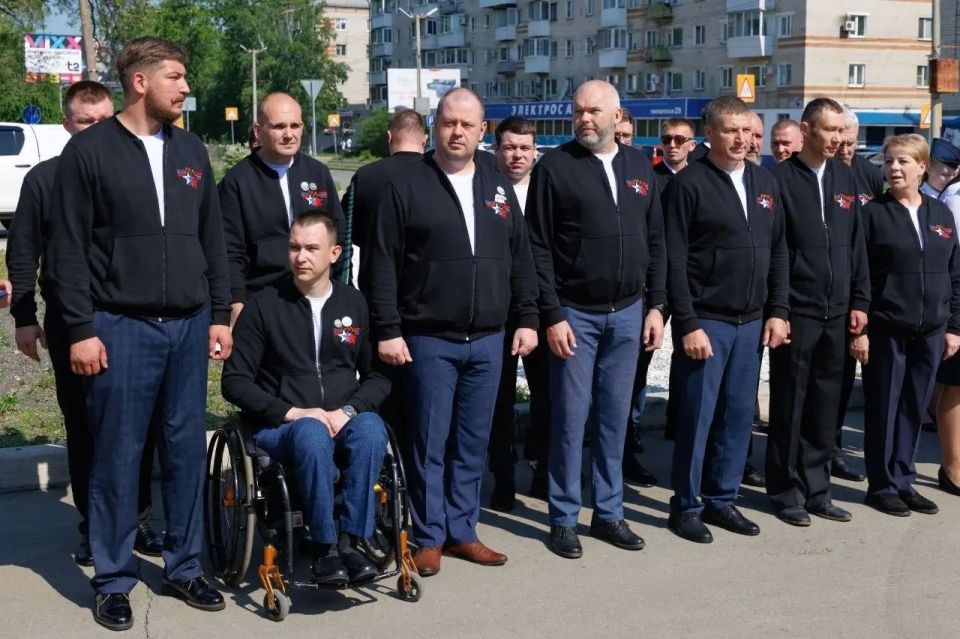 Сегодня мы отмечаем один из самых главных государственных праздников — День России Сегодня мы отмечаем один из самых главных государственных праздников — День России