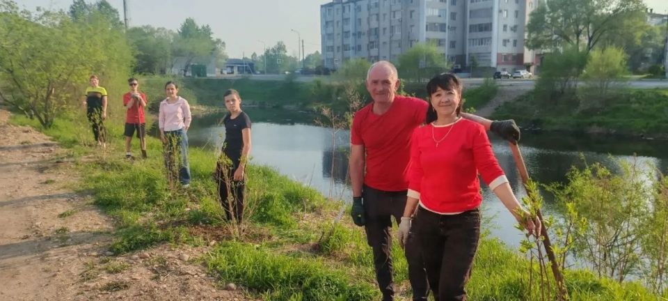 «Добрые дела» в Еврейской автономной области: члены и сторонники партии «Единая Россия» ведут системную работу «Добрые дела» в Еврейской автономной области: члены и сторонники партии «Единая Россия» ведут системную работу