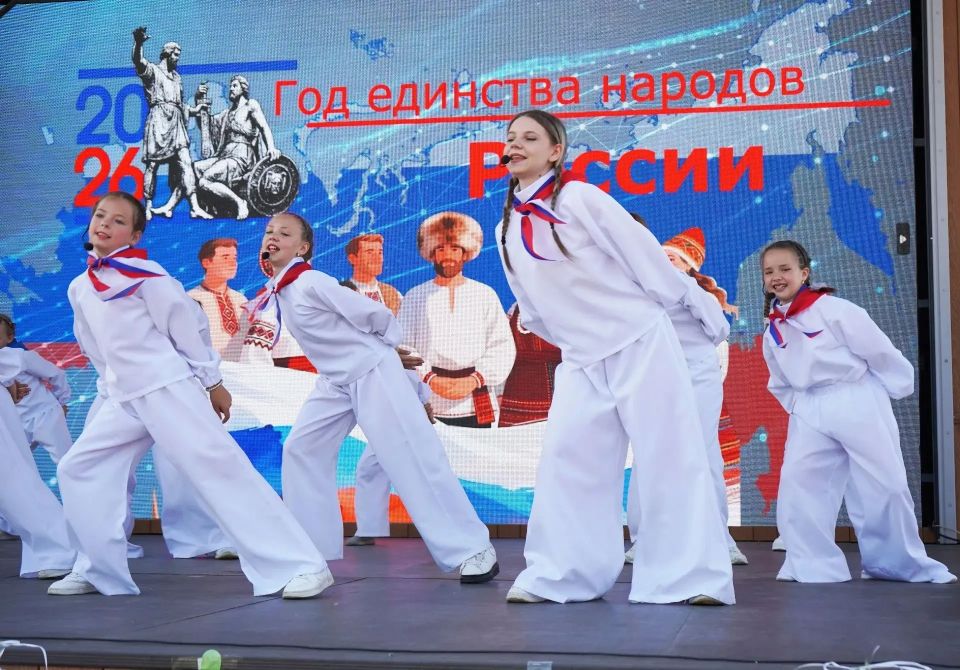 В п.Николавка ЕАО с размахом отметили двойной праздник: День России и день рождения посёлка В п.Николавка ЕАО с размахом отметили двойной праздник: День России и день рождения посёлка