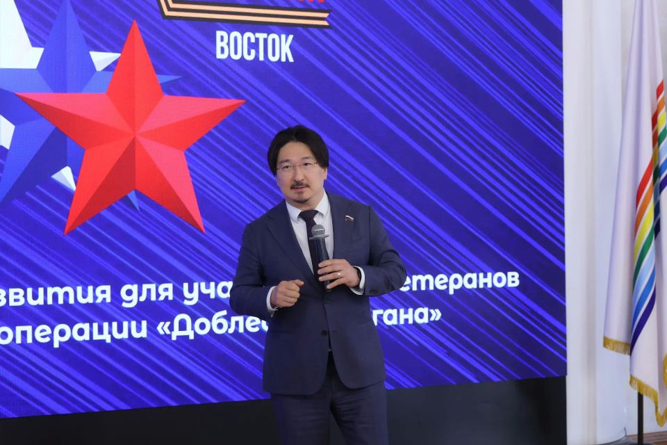 Бадма Башанкаев провел обучение по здравоохранению для курсантов программы «Доблесть Хингана» Бадма Башанкаев провел обучение по здравоохранению для курсантов программы «Доблесть Хингана»