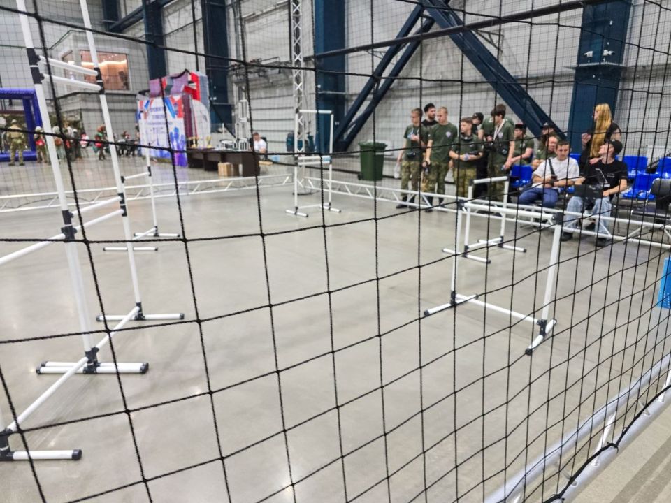 Кадет из Биробиджана занял 4 место на Всероссийском турнире по гонкам дронов Кадет из Биробиджана занял 4 место на Всероссийском турнире по гонкам дронов