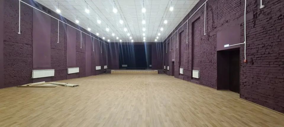 Основные работы в здании театра кукол «Кудесник» в Биробиджане практически завершены Основные работы в здании театра кукол «Кудесник» в Биробиджане практически завершены