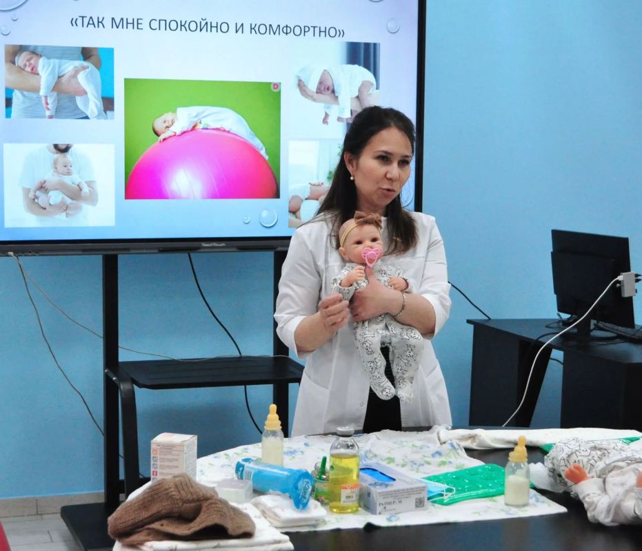 В ЕАО формируют культуру осознанного родительства: проект «Семейный очаг» объединяет медицину и психологию для поддержки молодых семей В ЕАО формируют культуру осознанного родительства: проект «Семейный очаг» объединяет медицину и психологию для поддержки молодых семей