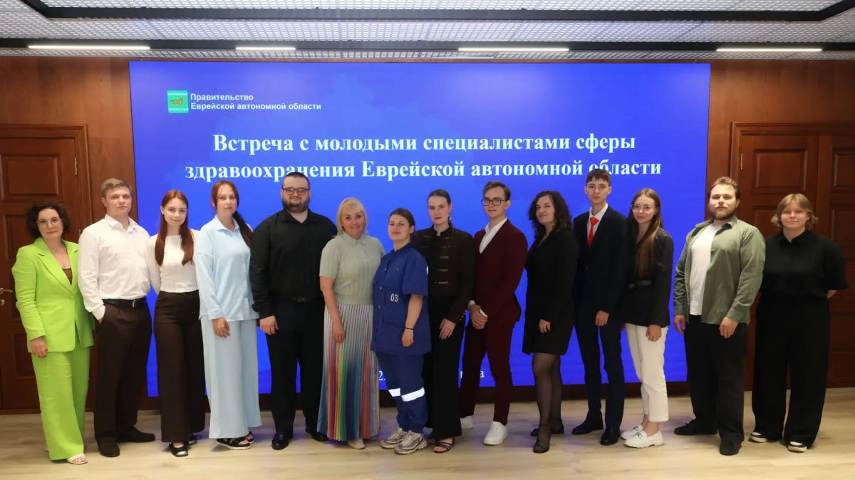 Мария Костюк: Встретилась с молодыми медицинскими работниками, делающими первые шаги в профессии, но уже заслужившими уважение пациентов Мария Костюк: Встретилась с молодыми медицинскими работниками, делающими первые шаги в профессии, но уже заслужившими уважение пациентов