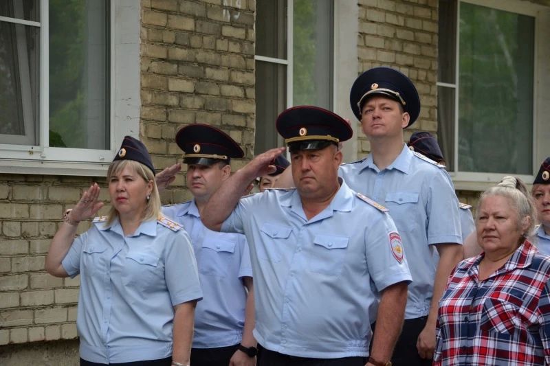 В год 90-летия Госавтоинспекции в ЕАО торжественно открыли мемориальную доску в память о погибшем инспекторе ДПС В год 90-летия Госавтоинспекции в ЕАО торжественно открыли мемориальную доску в память о погибшем инспекторе ДПС