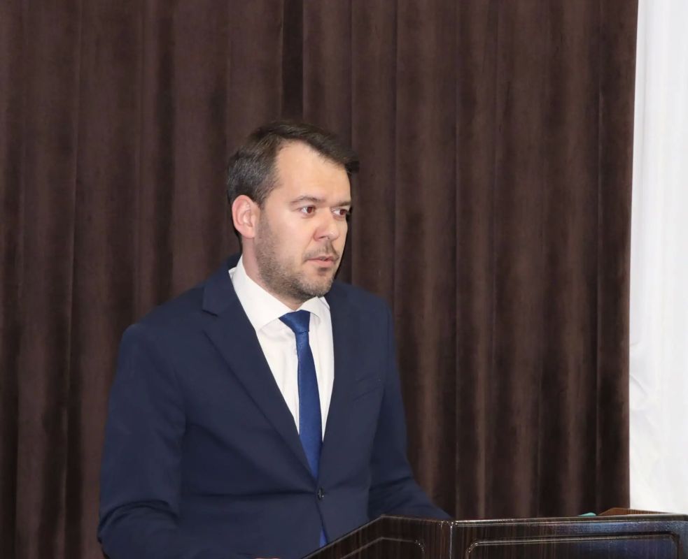В прокуратуре области состоялось межведомственное совещание по вопросам помощи семьям с детьми и профилактики социального сиротства В прокуратуре области состоялось межведомственное совещание по вопросам помощи семьям с детьми и профилактики социального сиротства