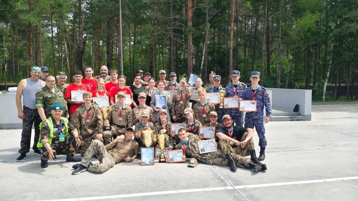 Первое место заняла команда "Юниор" из ЕАО в военно-патриотических соревнованиях в Благовещенске Первое место заняла команда "Юниор" из ЕАО в военно-патриотических соревнованиях в Благовещенске
