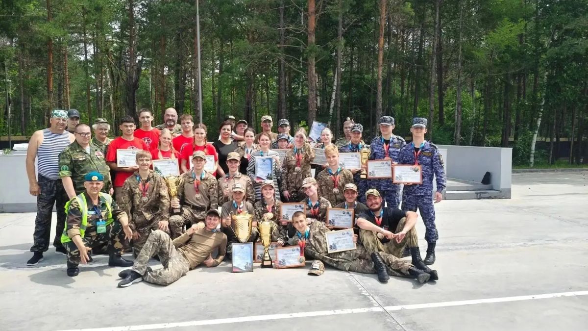 Команда «Юниор» из ЕАО покорила «Тропу БОЕВОГО БРАТСТВА» Команда «Юниор» из ЕАО покорила «Тропу БОЕВОГО БРАТСТВА»