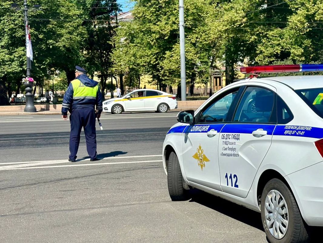 День ГИБДД отмечают в Биробиджане День ГИБДД отмечают в Биробиджане