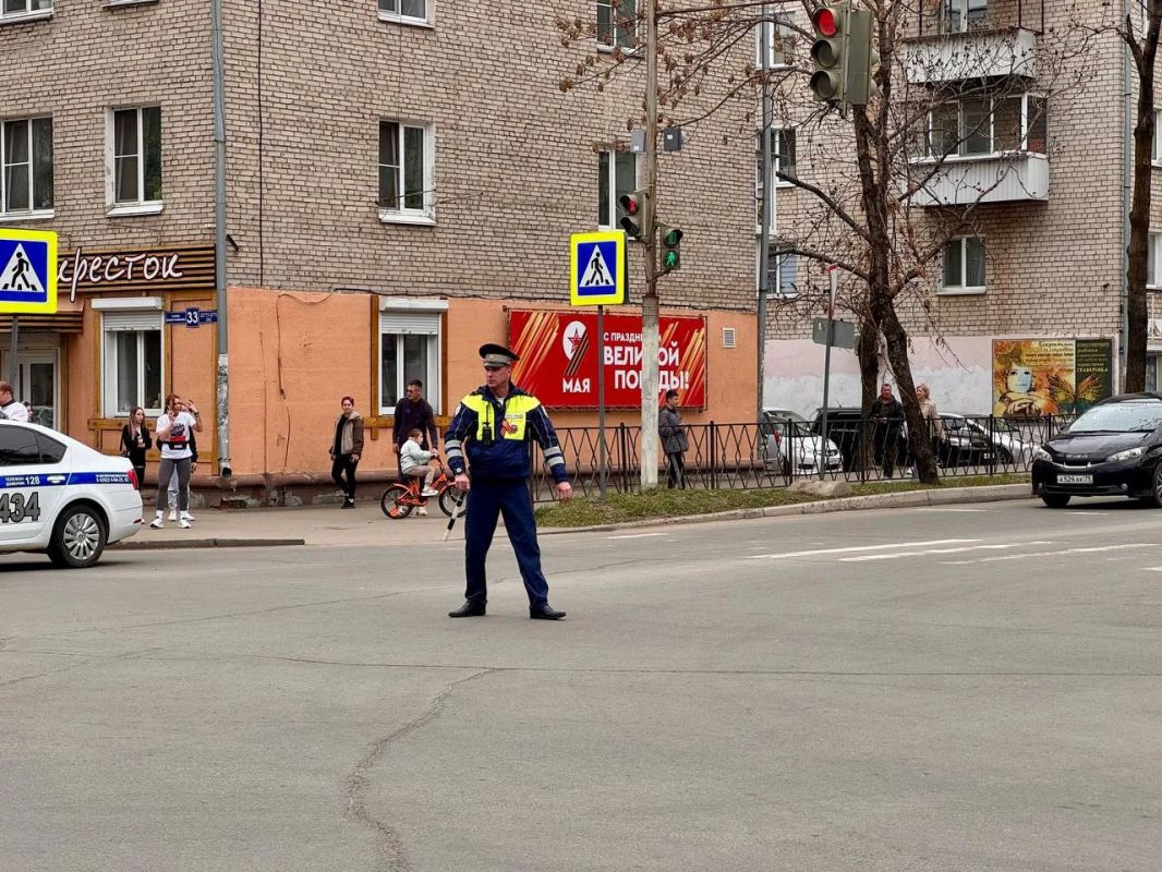 День ГИБДД отмечают в Биробиджане День ГИБДД отмечают в Биробиджане