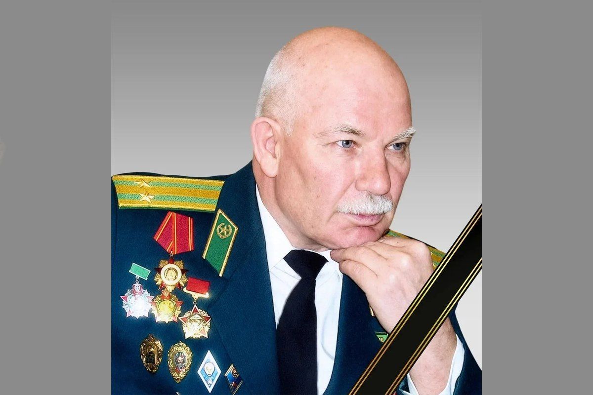 Светлой памяти Валерия Николаевича Зенина