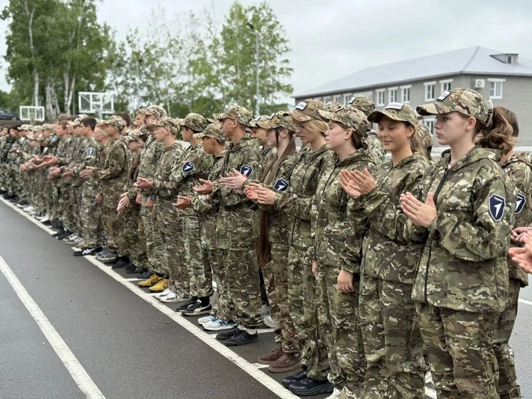 На полигоне «Кирга» стартовала вторая смена военно-инструктивных сборов «Движения Первых» На полигоне «Кирга» стартовала вторая смена военно-инструктивных сборов «Движения Первых»