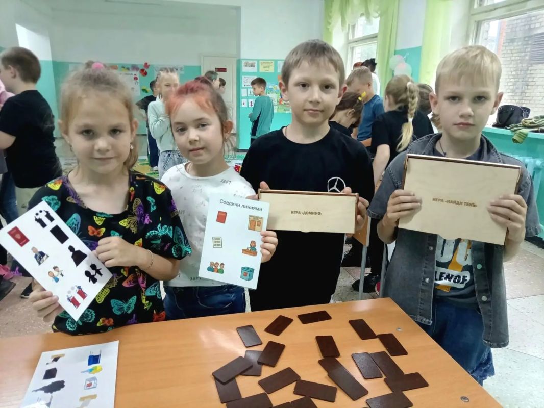 Вчера в 14-й школе Биробиджана было шумно Вчера в 14-й школе Биробиджана было шумно